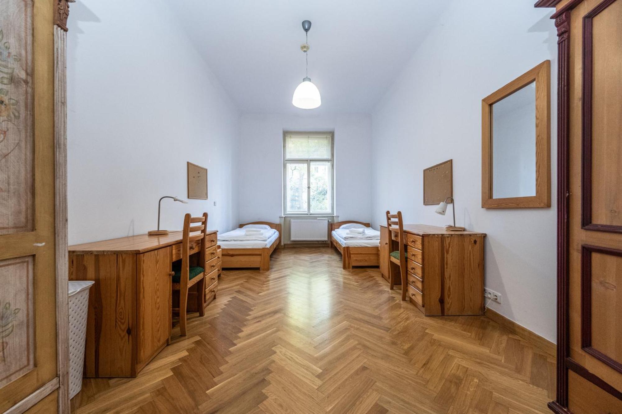 Jiriho Z Podebrad Apartments Прага Екстер'єр фото