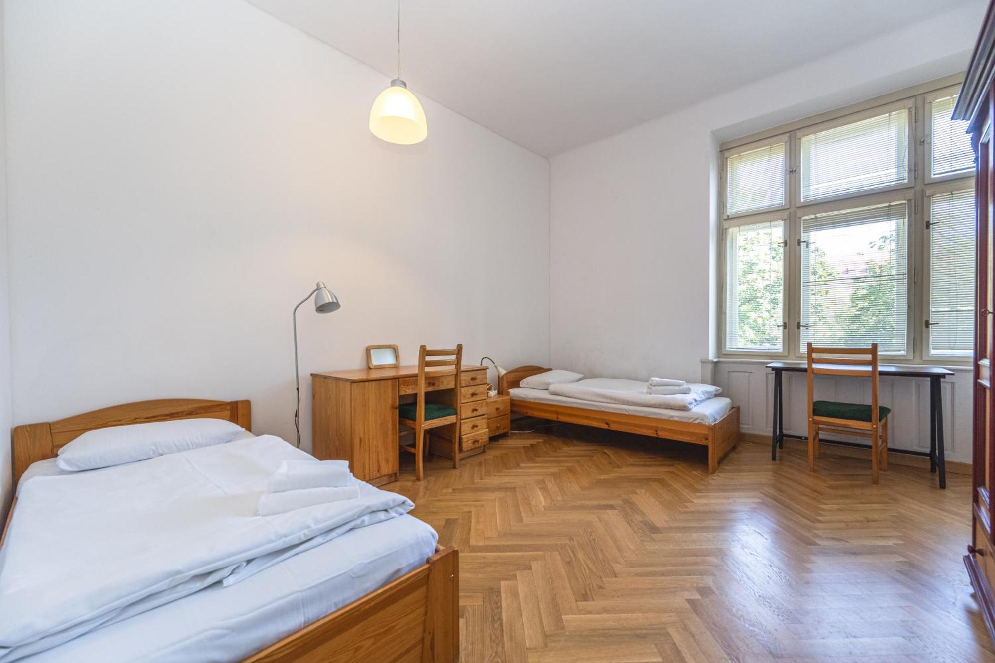 Jiriho Z Podebrad Apartments Прага Екстер'єр фото