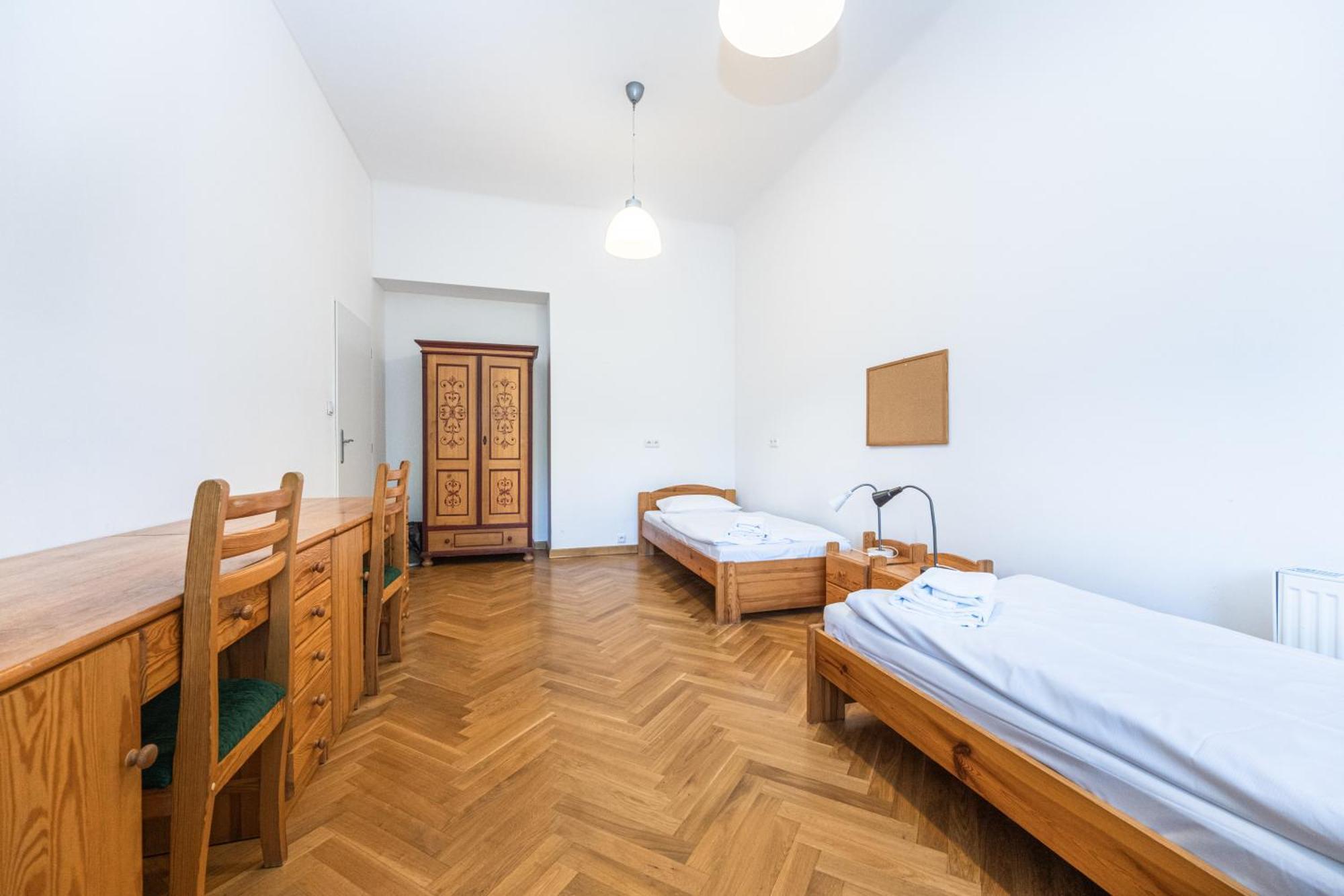 Jiriho Z Podebrad Apartments Прага Екстер'єр фото