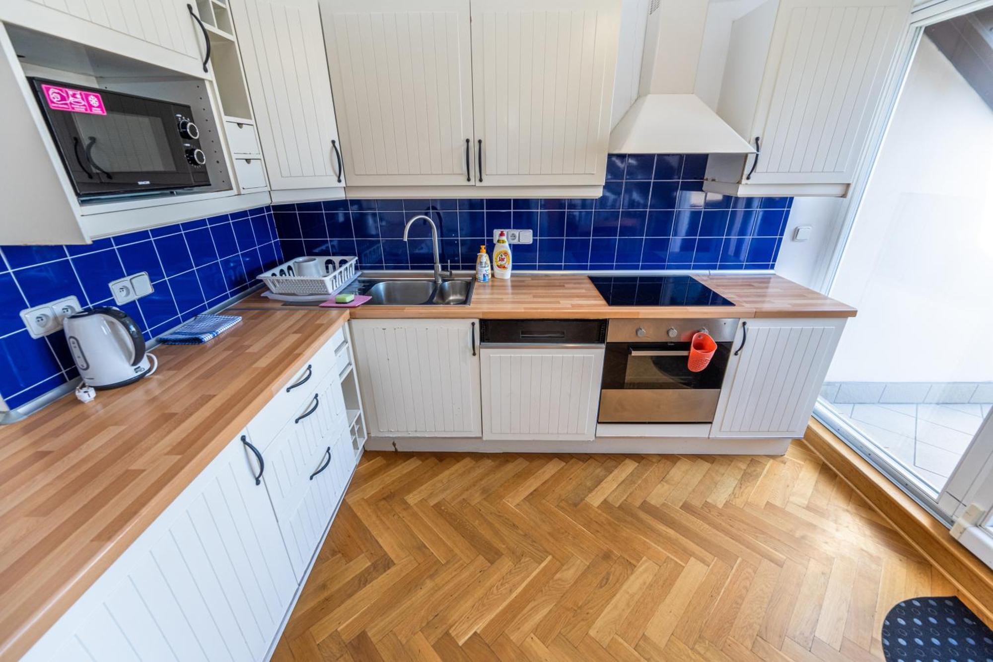 Jiriho Z Podebrad Apartments Прага Екстер'єр фото