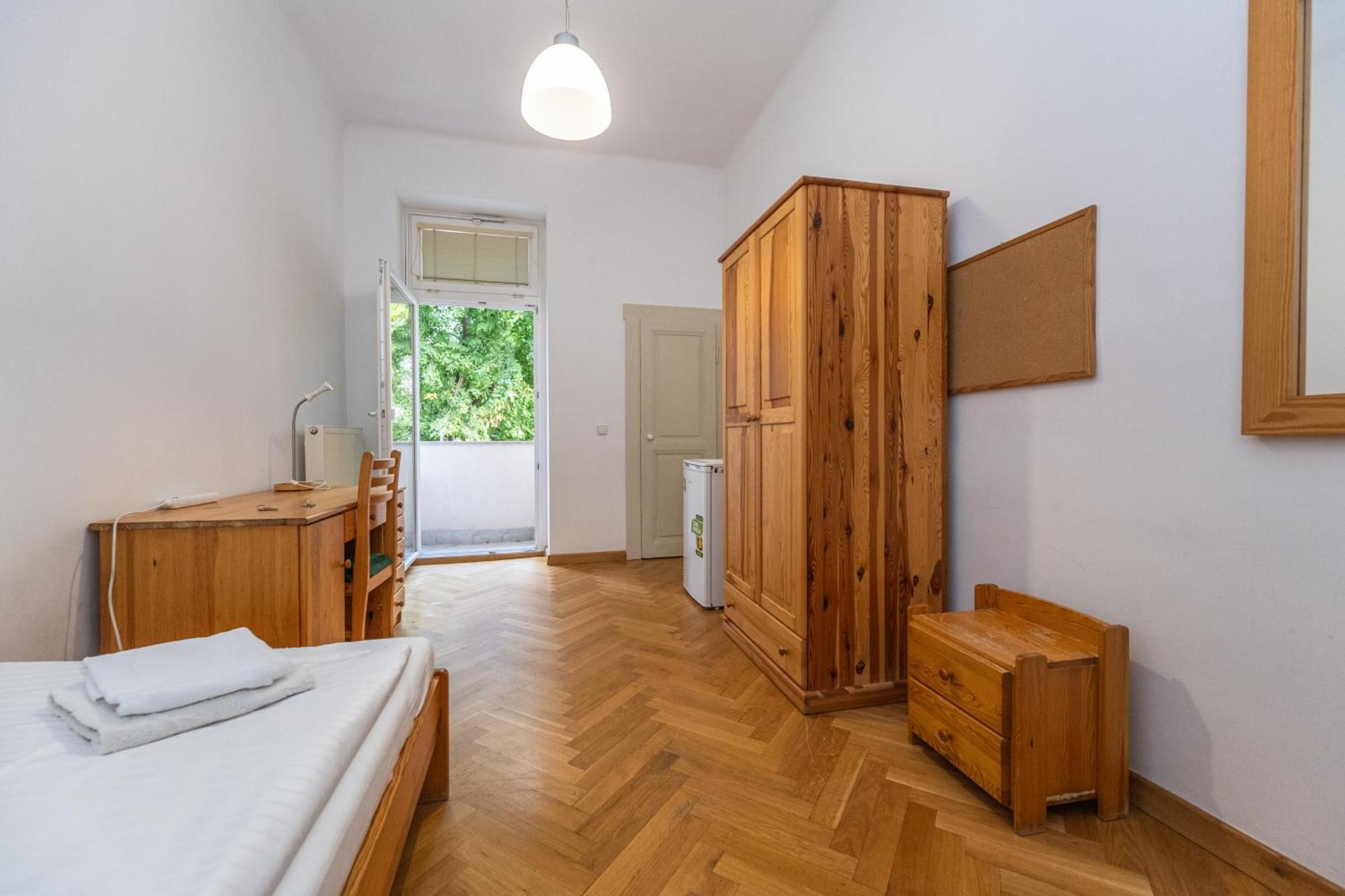 Jiriho Z Podebrad Apartments Прага Екстер'єр фото